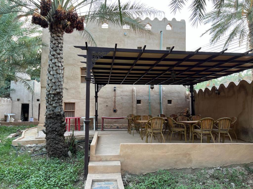 Mall Aldakhil House Al Ḩamrāʼ Екстериор снимка
