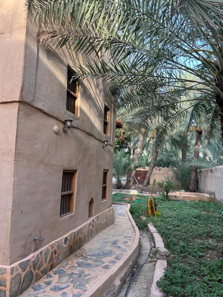 Mall Aldakhil House Al Ḩamrāʼ Екстериор снимка